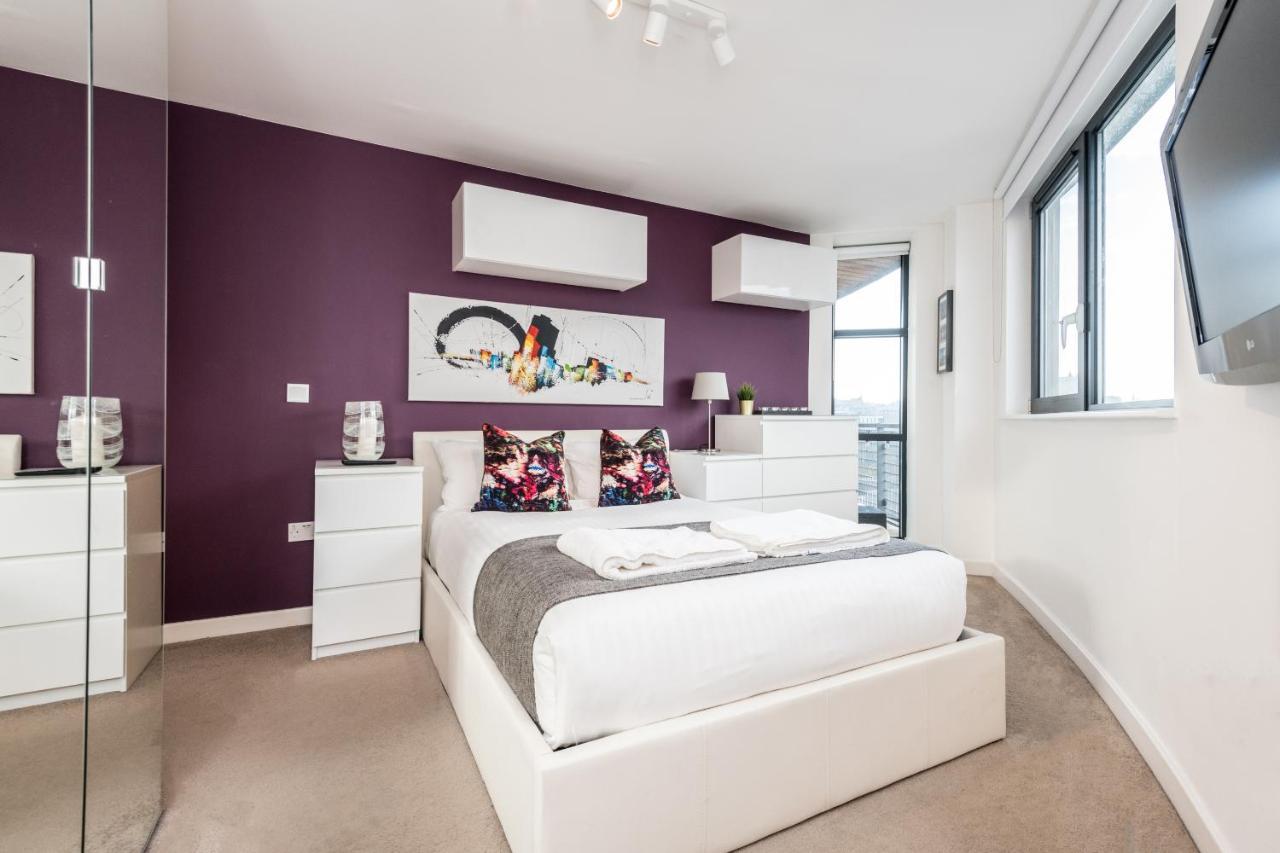 Host & Stay - The Baltic Penthouse With Balcony Liverpool Bagian luar foto
